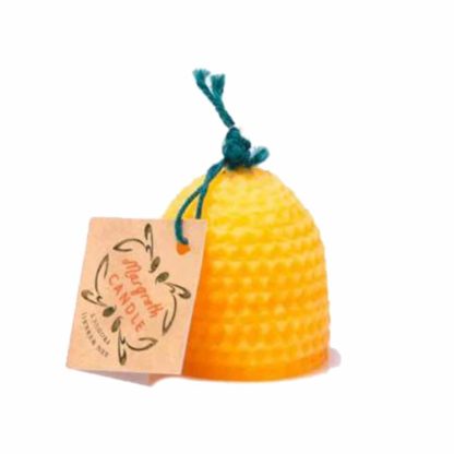 Small ribbed hive candle made of 100% pure natural beeswax