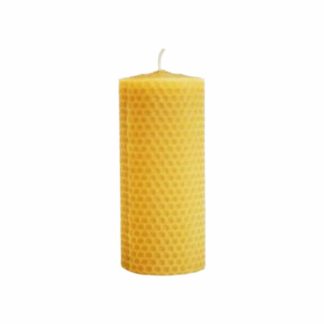 Block candle rolled from beautiful 100% natural beeswax - delicious honey-like scent - Lekkerhoning.nl